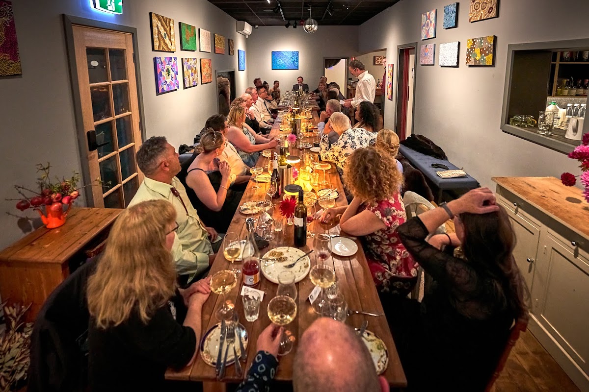 The Albion Castlemaine (Bar, Restaurant & Gallery)