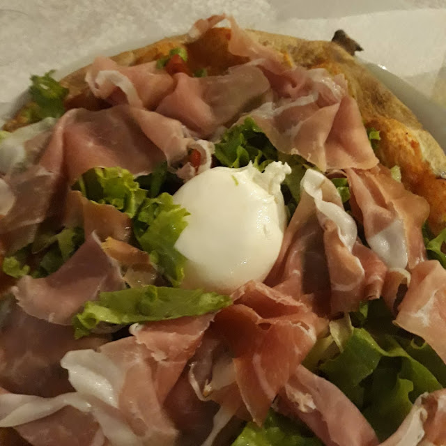 Pizza Crudo E Burrata