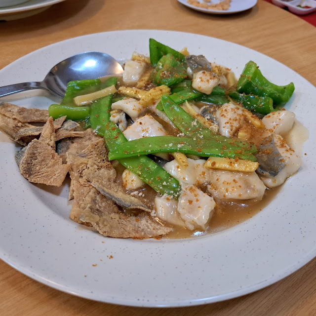 2 Flavor Pomfret Fish