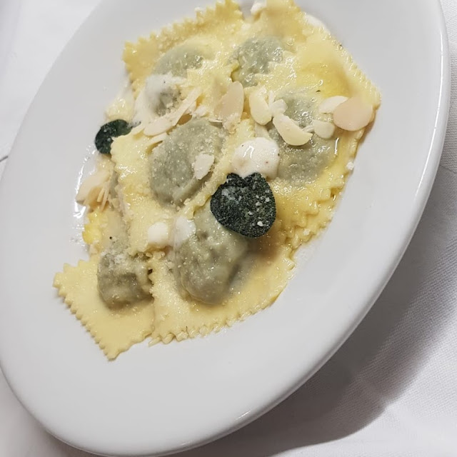Tortelli Di Zucca Al Burro Fuso E Salvia