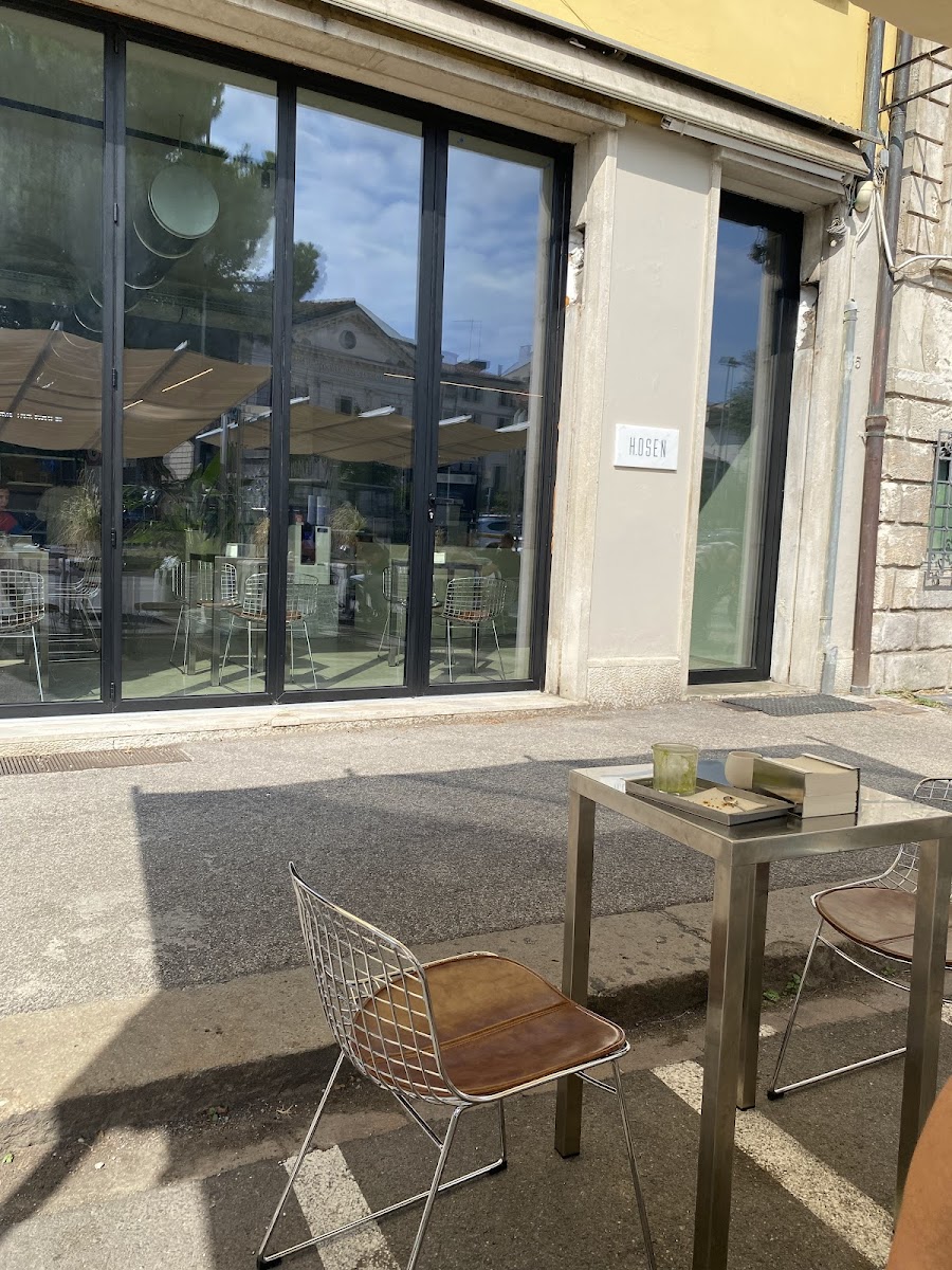 HOSEN | Specialty coffee & Bakery