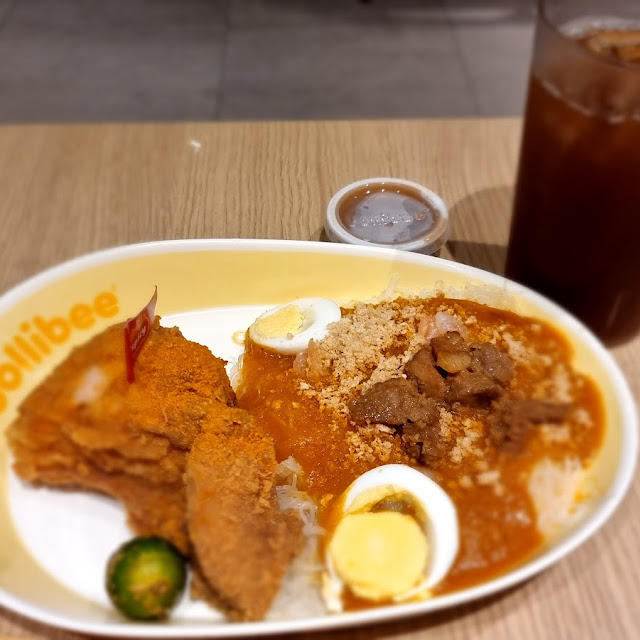 Fried Chicken with Palabok