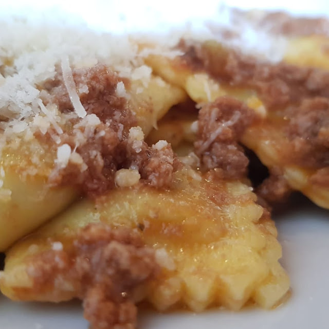Ravioli Al Ragù
