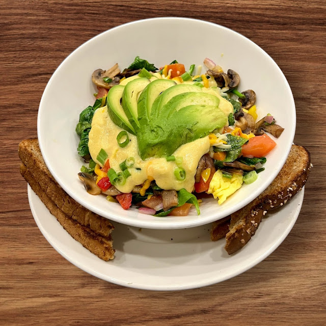 Chick-A-Cado Omelette