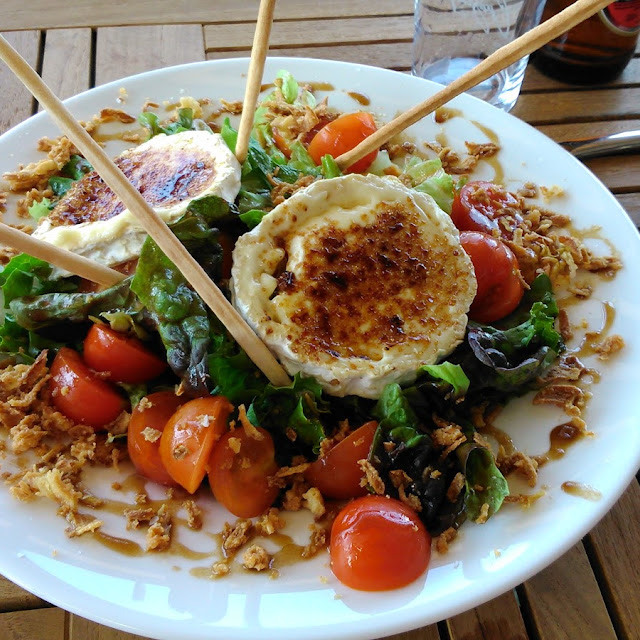 Ensalada de Queso de Cabra Gratinado