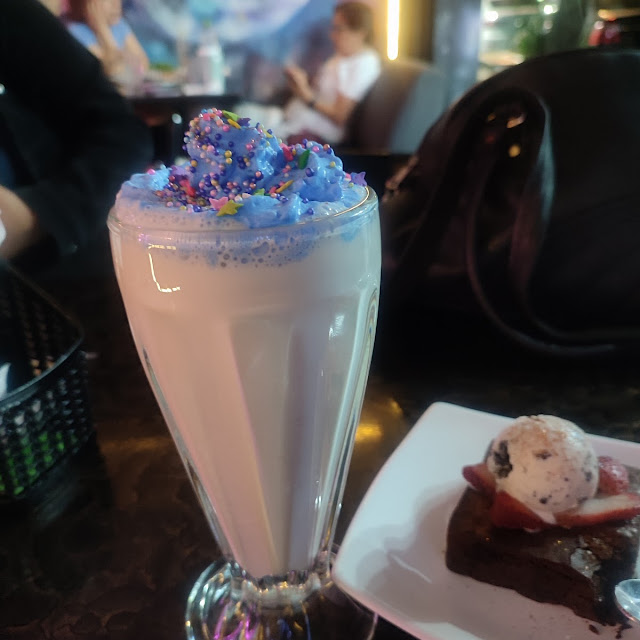 Special Boomerang Nebula Y Universe Chocolate