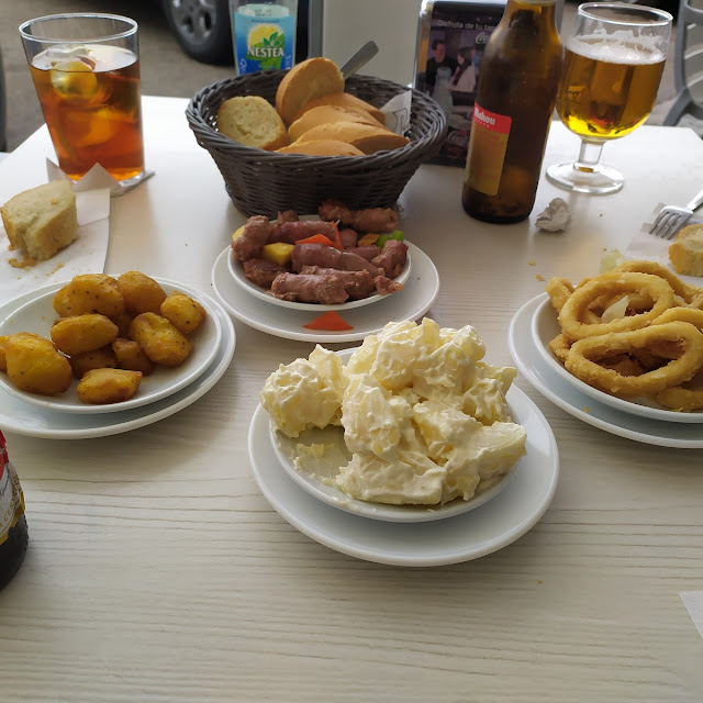 Salchichas Patatas