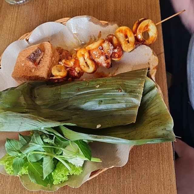 Nasi Timbel Cumi Bakar