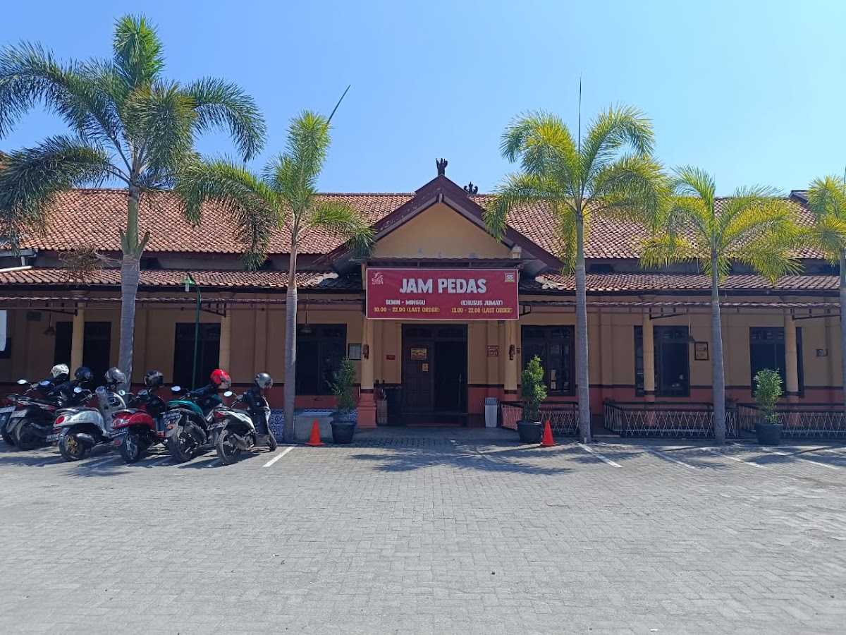 Waroeng Spesial Sambal 'SS' Kopral Sayom