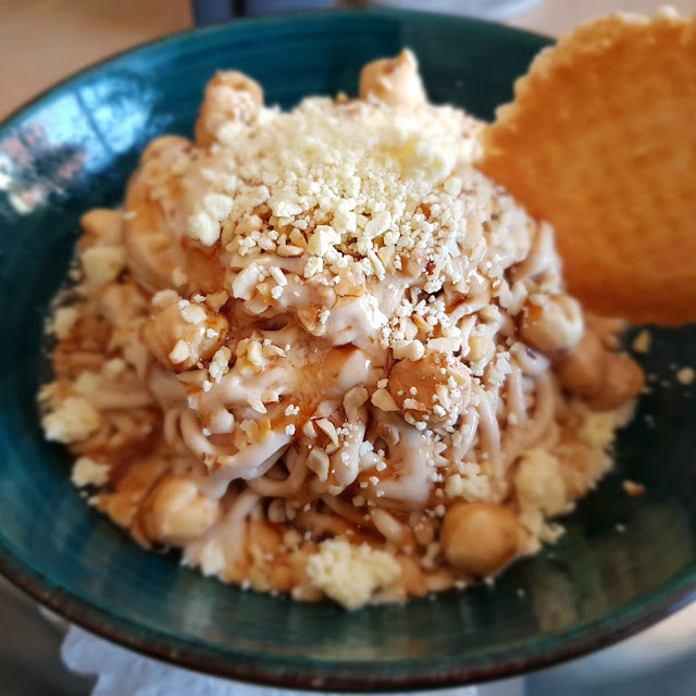 Spaghetti Eis Nuss