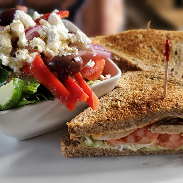 Club with Side Salad