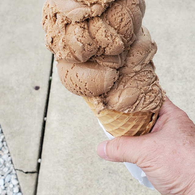 Jumbo Chocolate Waffle Cone