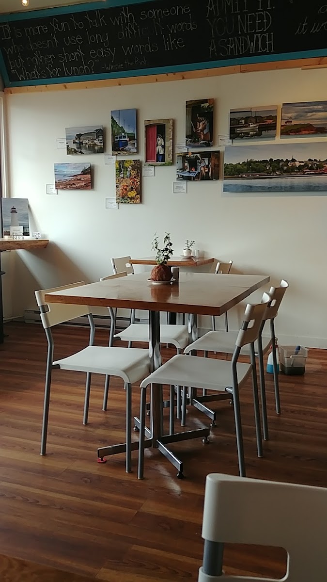Twisted Dishes Cafe