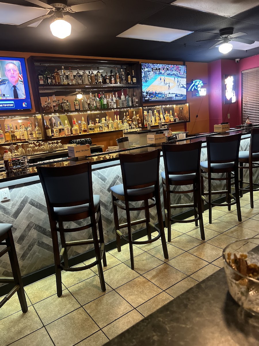 TENAMPA cocina & cantina