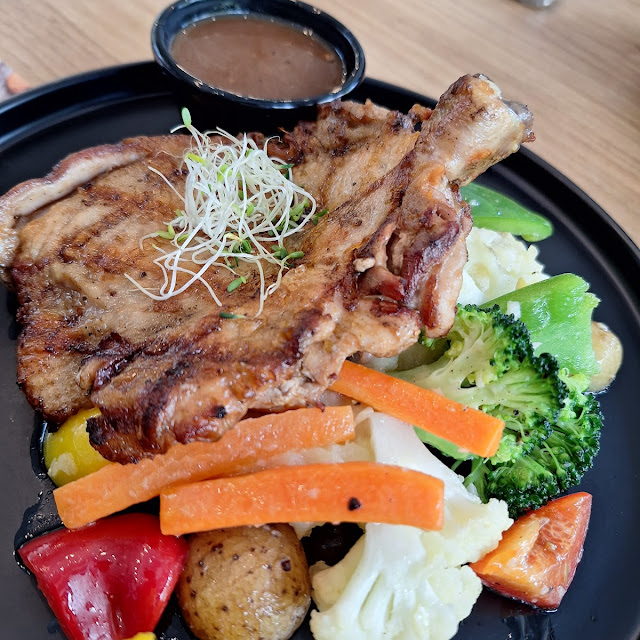 Classic Chicken Chop