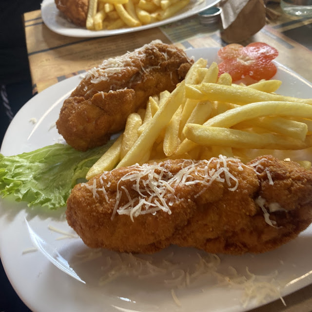Cordon Bleu Cu Cartofi Prajiti