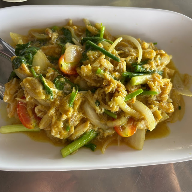 Spicy Fried Egg Salad