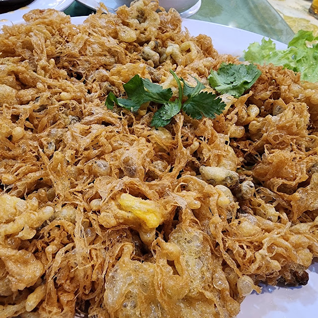 Oysters Omelette
