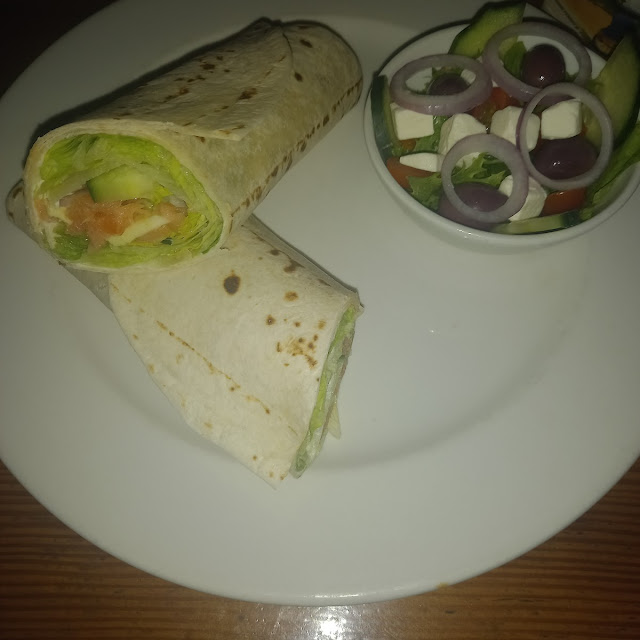 Salmon Wrap with Salad