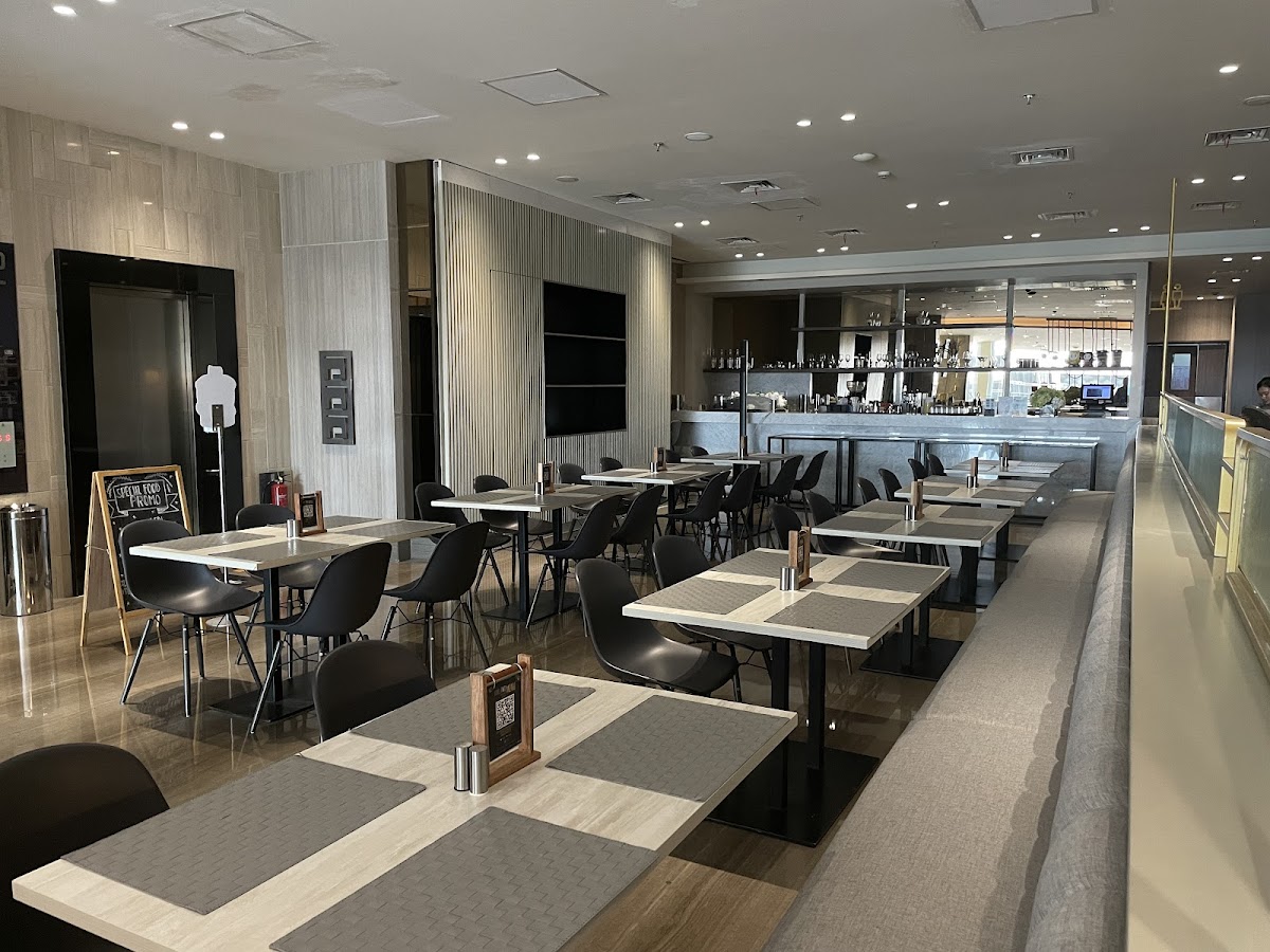 Level Two Eatery & Coffee
