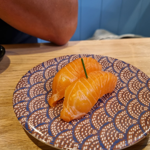 Salmon Nigiri