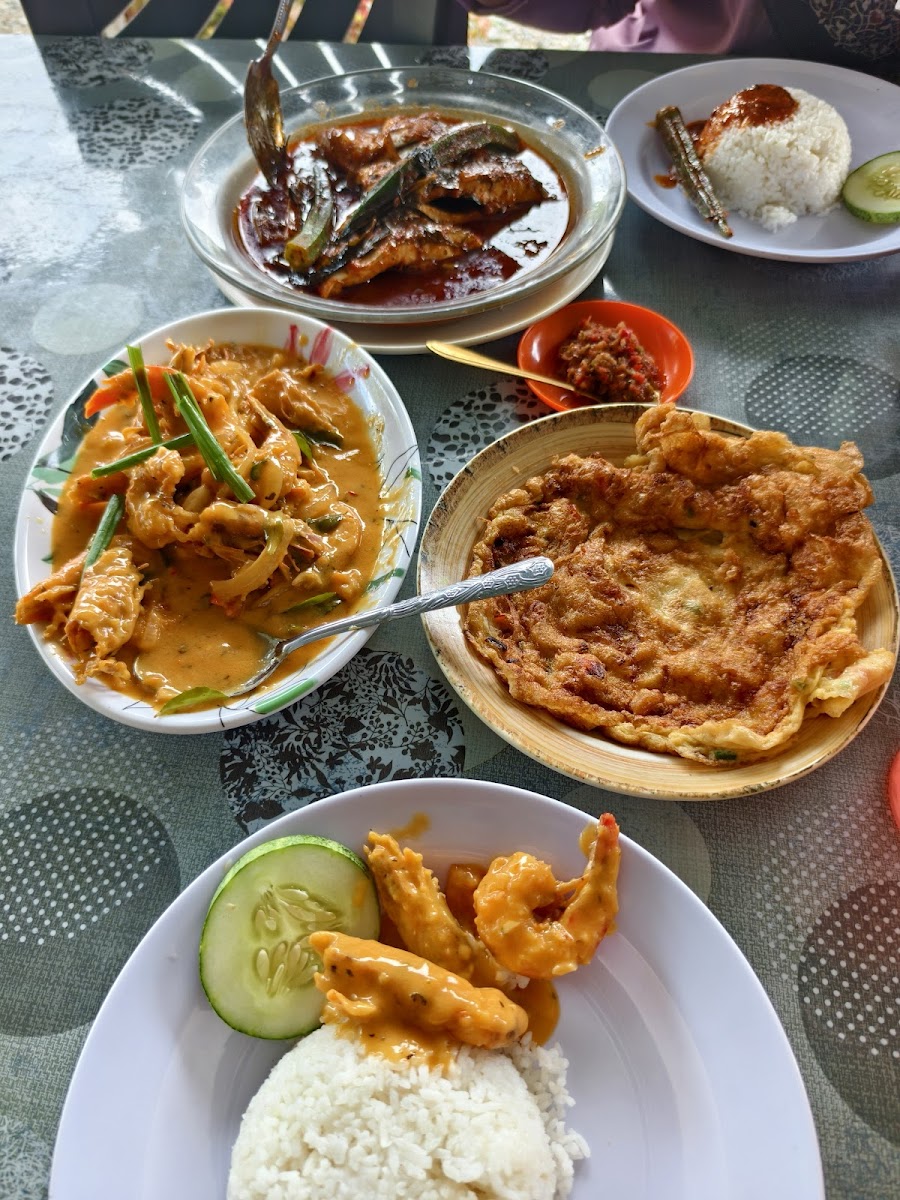 Warung Azie Ha.9