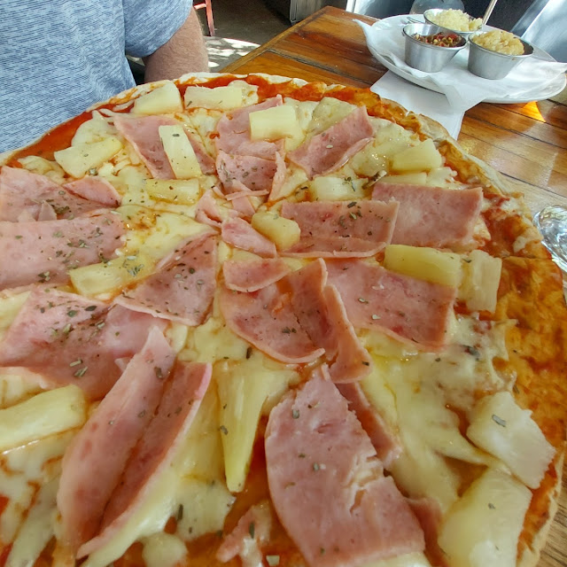 Hawaiian Pizza