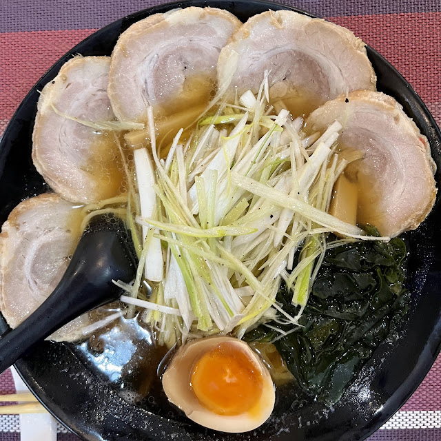 ネギラーメン チャーシュートッピング