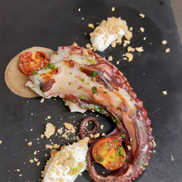 Polpo Alla Piastra Con Crema Di Melanzane E Ricotta Di Bufala