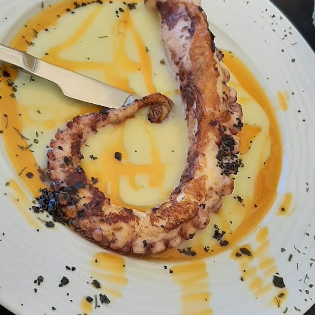 Pulpo A la Brasa
