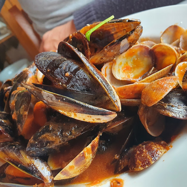 Soute Di Cozze E Vongole