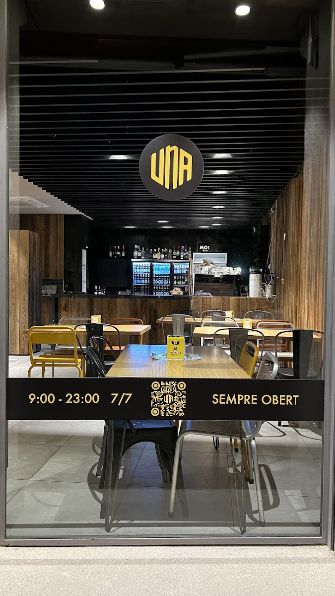 UNA Puigcerda Bar Restaurant