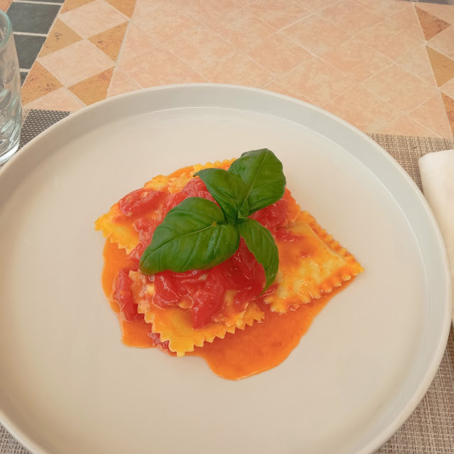 Ravioli Ripieno Di Scampi