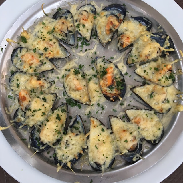 Moules Gratinées Aphrodites