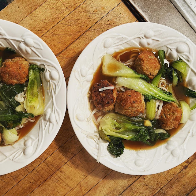 Lion’S Head Meatballs