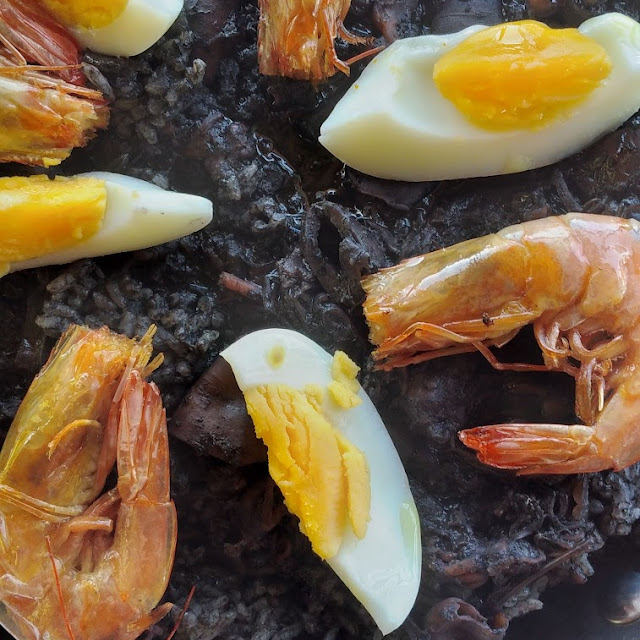 Black Paella