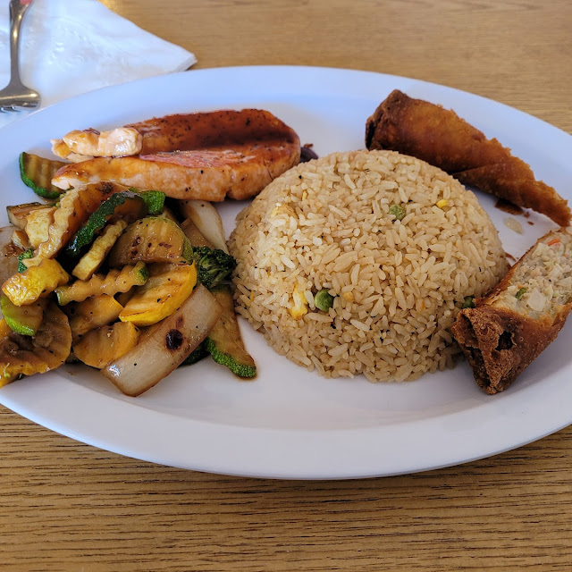 Hibachi Salmon Lunch Special