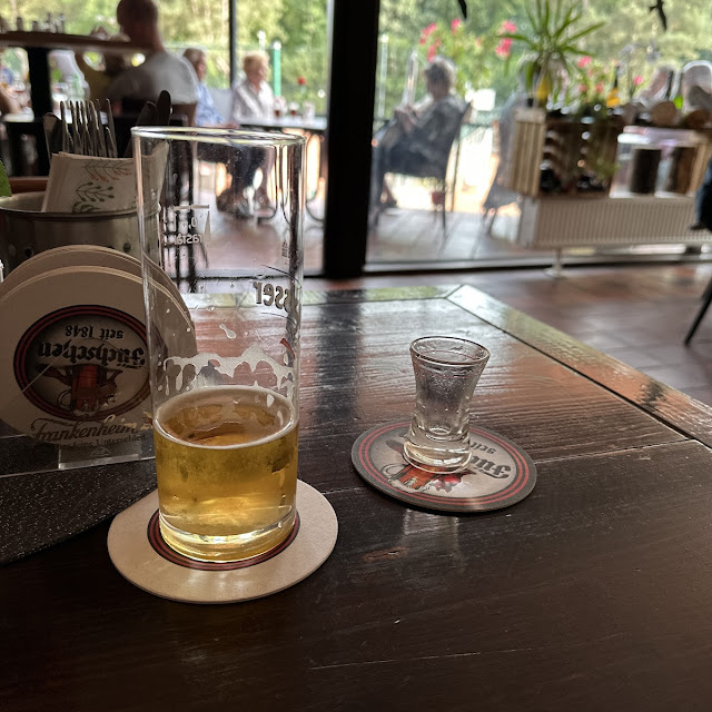 Beer Und Ouzo