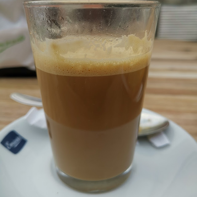 Cafe Con Leche