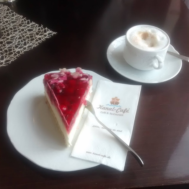 Torte Mit Cappuccino