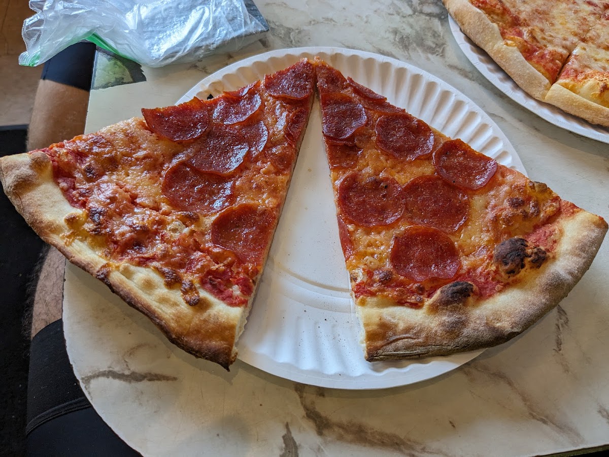 Bruno's Pizza