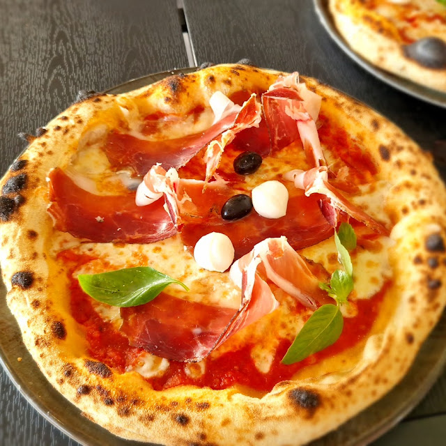 Pizza Prosciutto Crudo