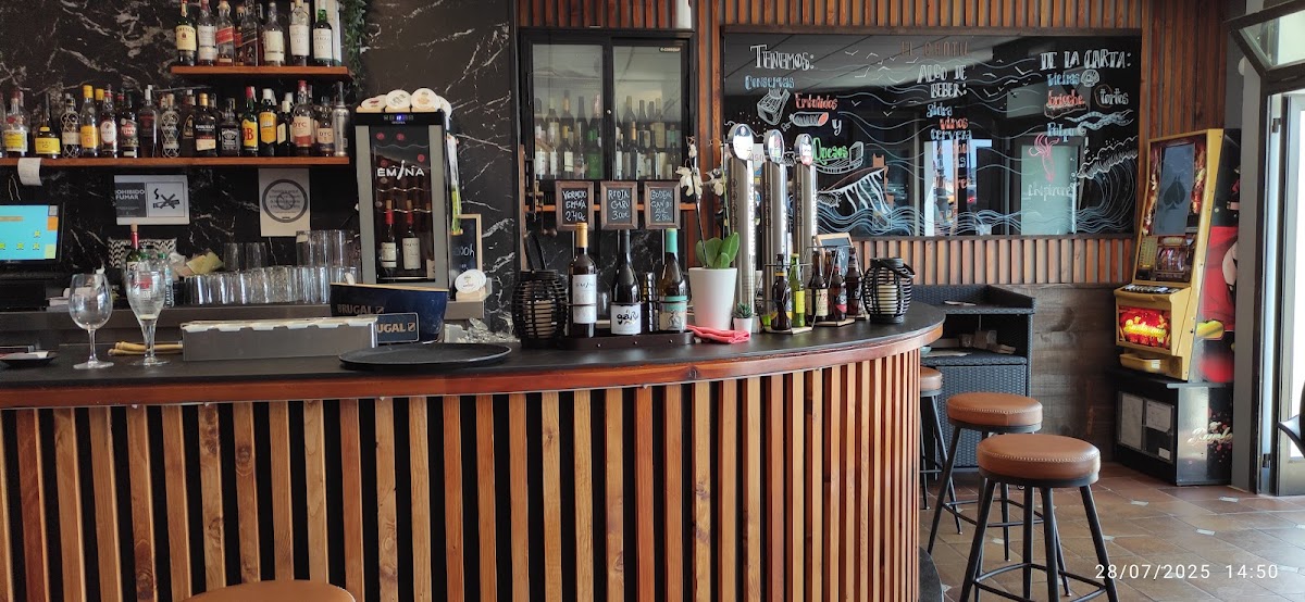 EL CANTIL GASTROBAR