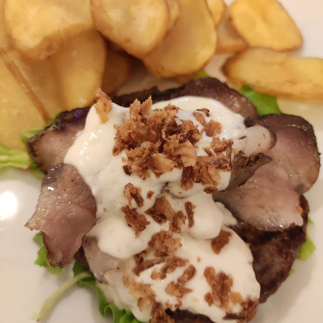 Hamburger Di Bufala
