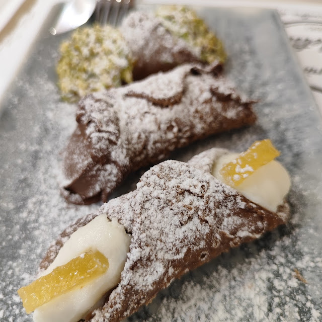 Tris Di Cannoli
