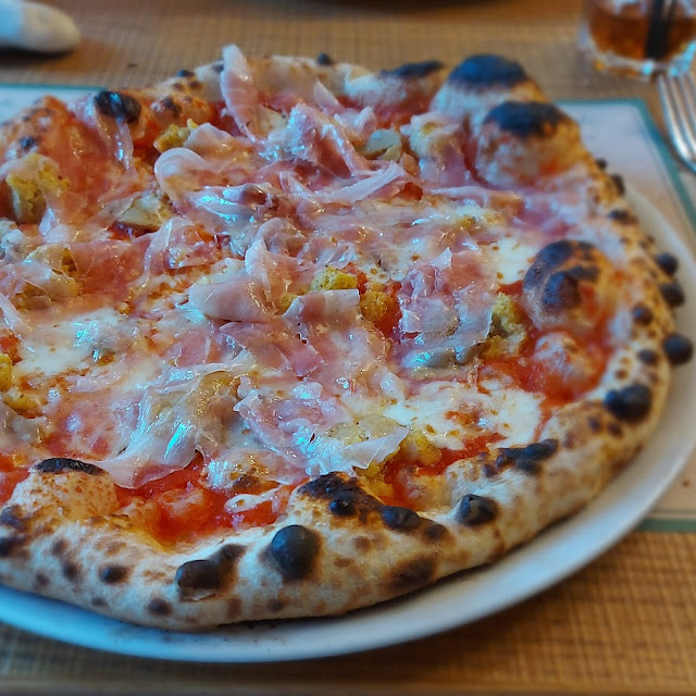 Pizza La Sister