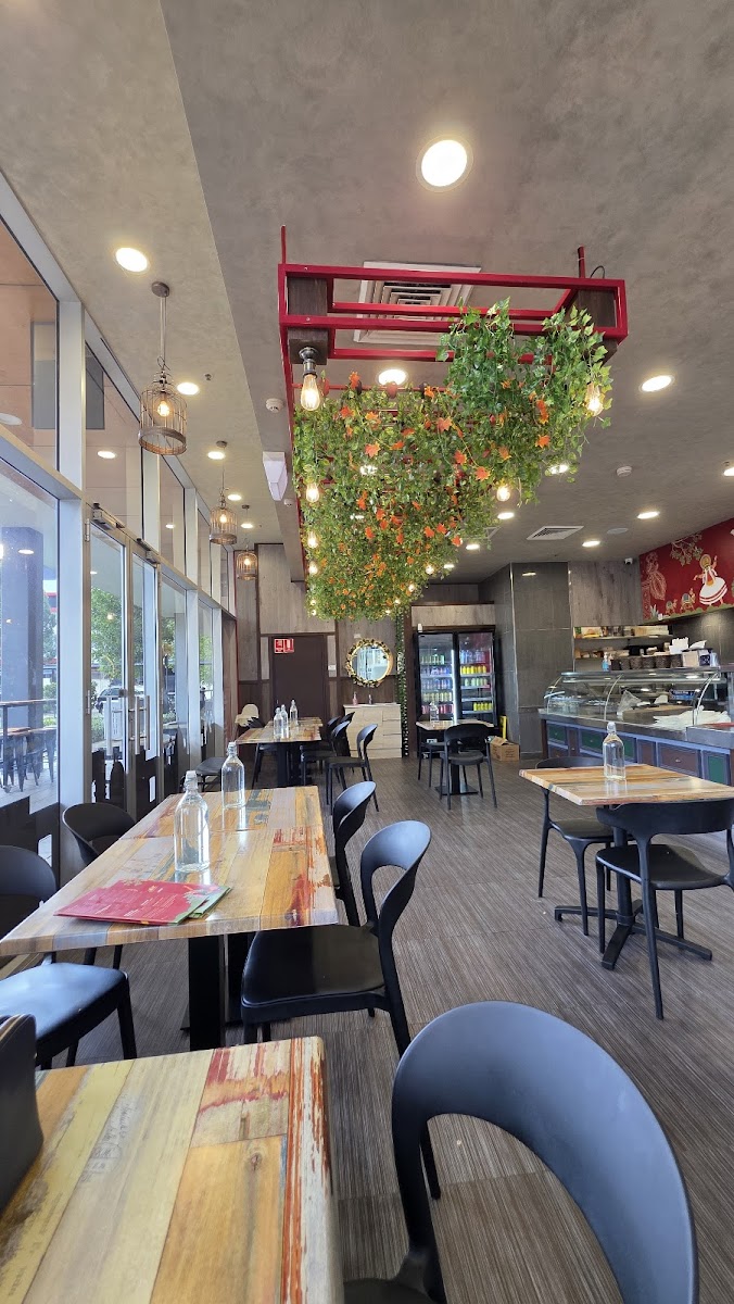Neelgri Cafe