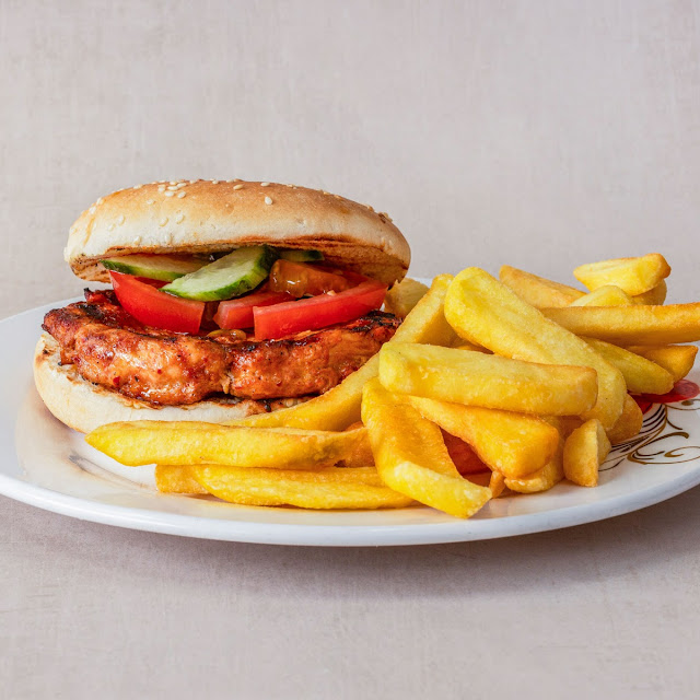 Chicken Burger Grilled with Chips