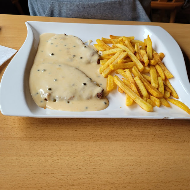 Schnitzel Mit Pfeffer Rahmsauce
