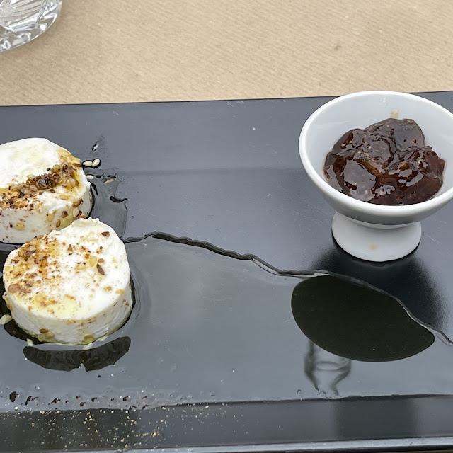 Chèvre Marinée À l'huile d'olive